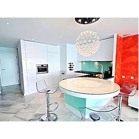 Semesterbostad Apartamento-malibu Comfortable *