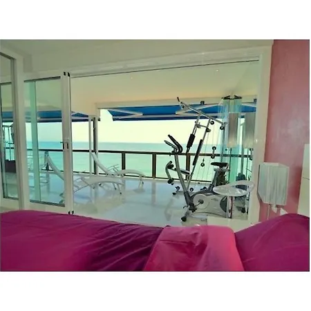 Semesterbostad Apartamento-malibu Comfortable